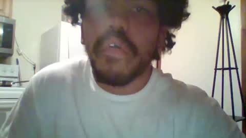 Snapshot of bbbbbro21 chatting on December 16, 2:04 am bbbbbro21 online show from December 16, 2:04 am