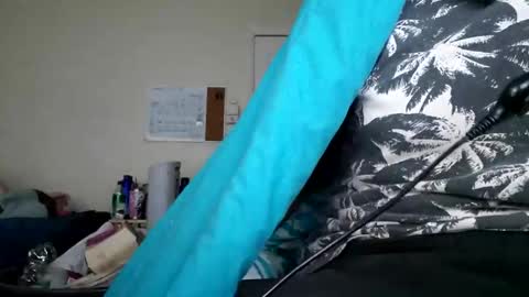 rocker n queen online show from February 23, 2:14 pm