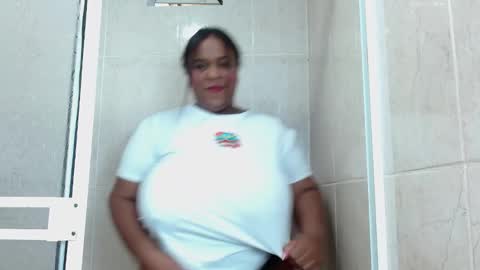 Snapshot of bbw_charlote chatting on February 22, 12:18 pm Charlote online show from February 22, 12:18 pm