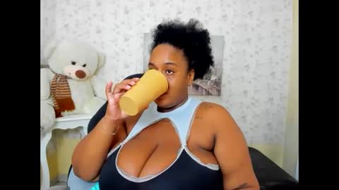 Charlote online show from April 10, 1:05 pm