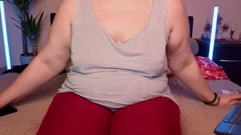 Love online show from February 6, 9:17 pm