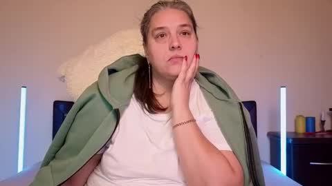 Love online show from November 20, 11:31 am