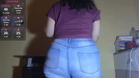 Snapshot of bbw_milf_4u chatting on March 11, 6:41 am Emma online show from March 11, 6:41 am