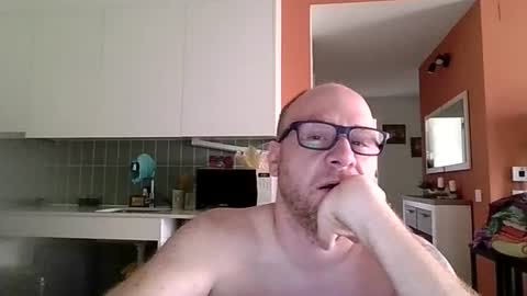BCN82Red online show from June 22, 10:33 am