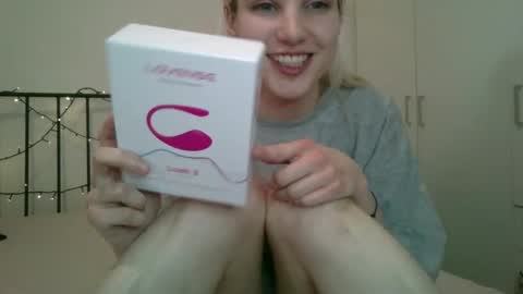 Yours sweet Bea 3 online show from February 19, 10:45 am