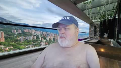 Dookie online show from February 15, 8:07 pm