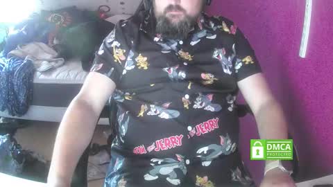 bear90130 online show from October 2, 10:36 am