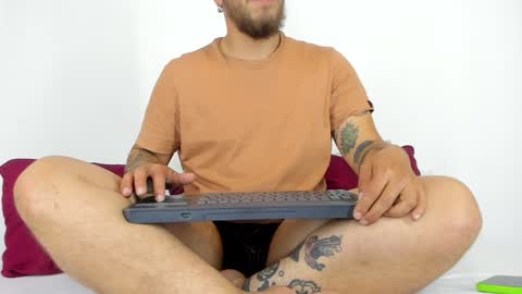 beard_xox online show from January 10, 11:18 pm