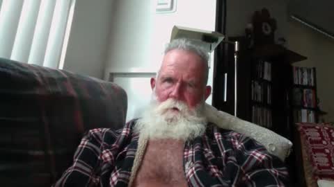 beardbushy online show from September 25, 2:13 pm