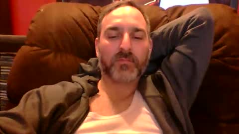 beardedambition online show from March 20, 1:21 am