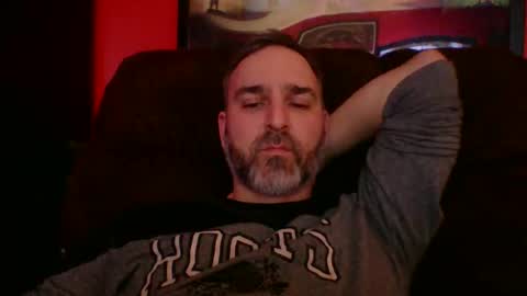 beardedambition online show from December 3, 1:26 am