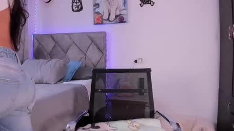 MELANI online show from September 15, 6:20 pm