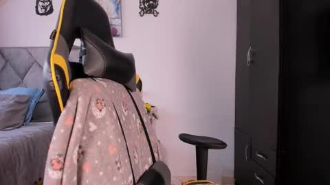 MELANI online show from September 8, 6:51 pm