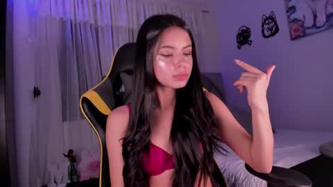 MELANI online show from February 14, 8:15 pm