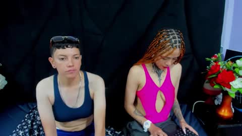 Beata And SofI online show from December 29, 9:39 am