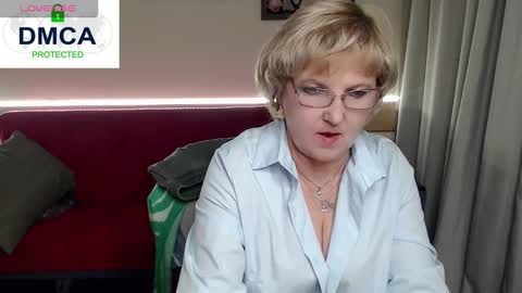 your Lana online show from November 19, 1:54 pm