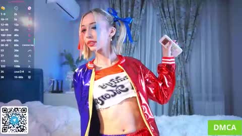 Polly  online show from October 28, 4:52 pm