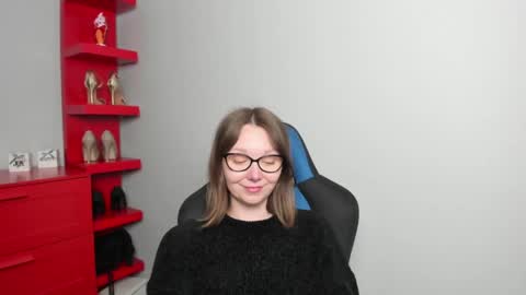 Zoe online show from May 12, 6:00 am