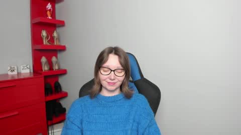 Zoe online show from April 10, 7:24 am