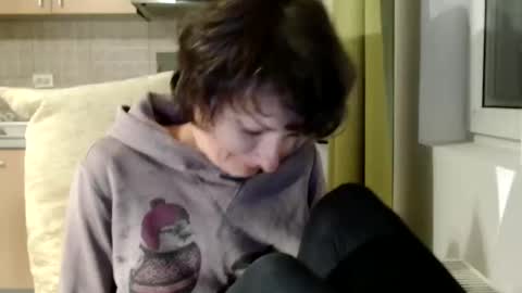 Raluca online show from October 15, 7:26 pm