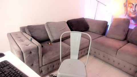 Victoria  online show from May 12, 4:05 pm