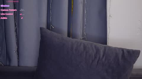 Snapshot of beckymartens chatting on September 24, 1:12 am BeckyMartens come join me on while im offline here online show from September 24, 1:12 am