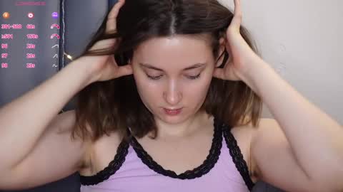 Snapshot of beckymartens chatting on September 30, 1:05 am BeckyMartens come join me on while im offline here online show from September 30, 1:05 am