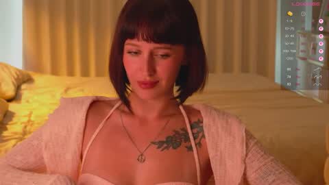 Violet online show from March 13, 7:33 am