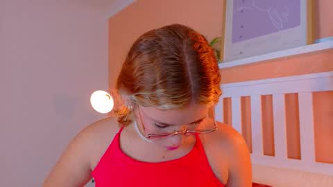 Snapshot of belamiller chatting on September 19, 12:09 pm BELA online show from September 19, 12:09 pm