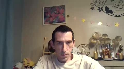 Snapshot of belgianboy33 chatting on October 2, 2:10 am Dreamcock online show from October 2, 2:10 am