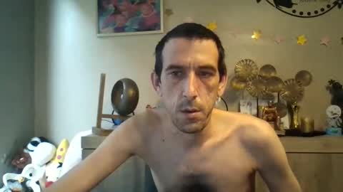 Snapshot of belgianboy33 chatting on September 26, 8:00 am Dreamcock online show from September 26, 8:00 am