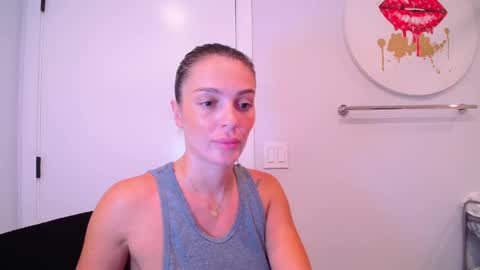 Bell kim online show from May 31, 1:04 am