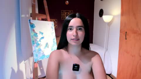 Snapshot of bella_669 chatting on January 1, 2:30 am Bella 669 online show from January 1, 2:30 am