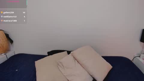 bella_dusy online show from March 19, 8:58 pm