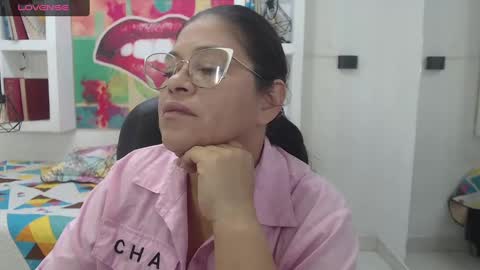Snapshot of bella_lady_1_ chatting on September 18, 11:47 am lady online show from September 18, 11:47 am