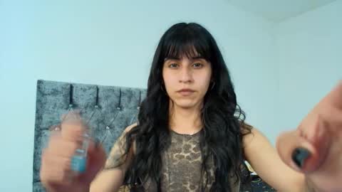Snapshot of bella_poisonous chatting on September 10, 12:11 am Bella online show from September 10, 12:11 am