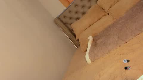 Bella online show from October 2, 3:49 am