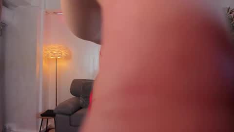 Bella online show from September 21, 7:29 pm