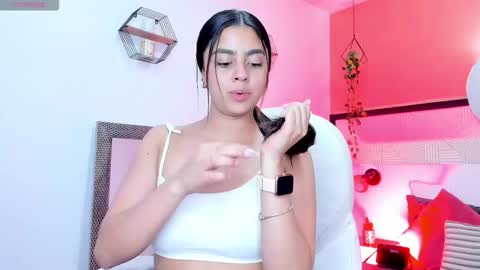 BELLA online show from February 20, 8:11 pm