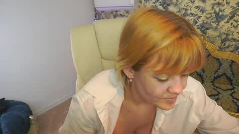 Bella online show from April 16, 9:39 pm