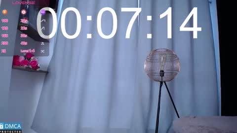 Snapshot of bellaodisea chatting on February 19, 7:59 pm online show from February 19, 7:59 pm