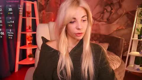 Bella online show from March 10, 8:57 pm