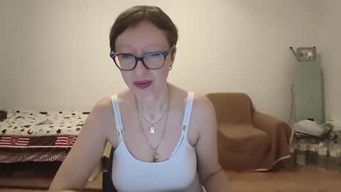 Emma online show from June 15, 7:17 pm