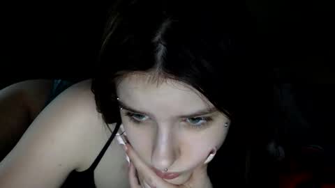 bellasellsskyy online show from March 26, 5:18 pm