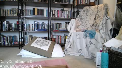 BellaStrange69 online show from April 5, 6:05 pm