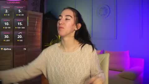 Snapshot of belle_via chatting on October 3, 4:37 pm Bella online show from October 3, 4:37 pm