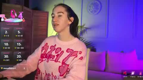 Snapshot of belle_via chatting on September 29, 3:44 pm Bella online show from September 29, 3:44 pm