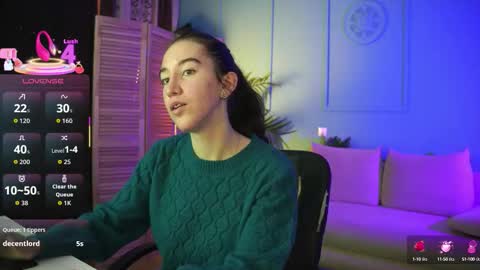 Snapshot of belle_via chatting on October 14, 4:10 pm Bella online show from October 14, 4:10 pm