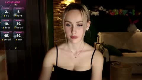 Snapshot of belle_vill chatting on October 14, 4:10 pm Belle online show from October 14, 4:10 pm