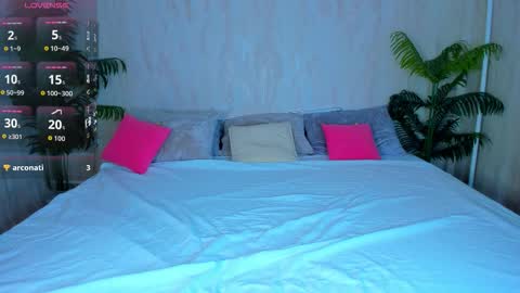 Belle online show from October 3, 9:39 am